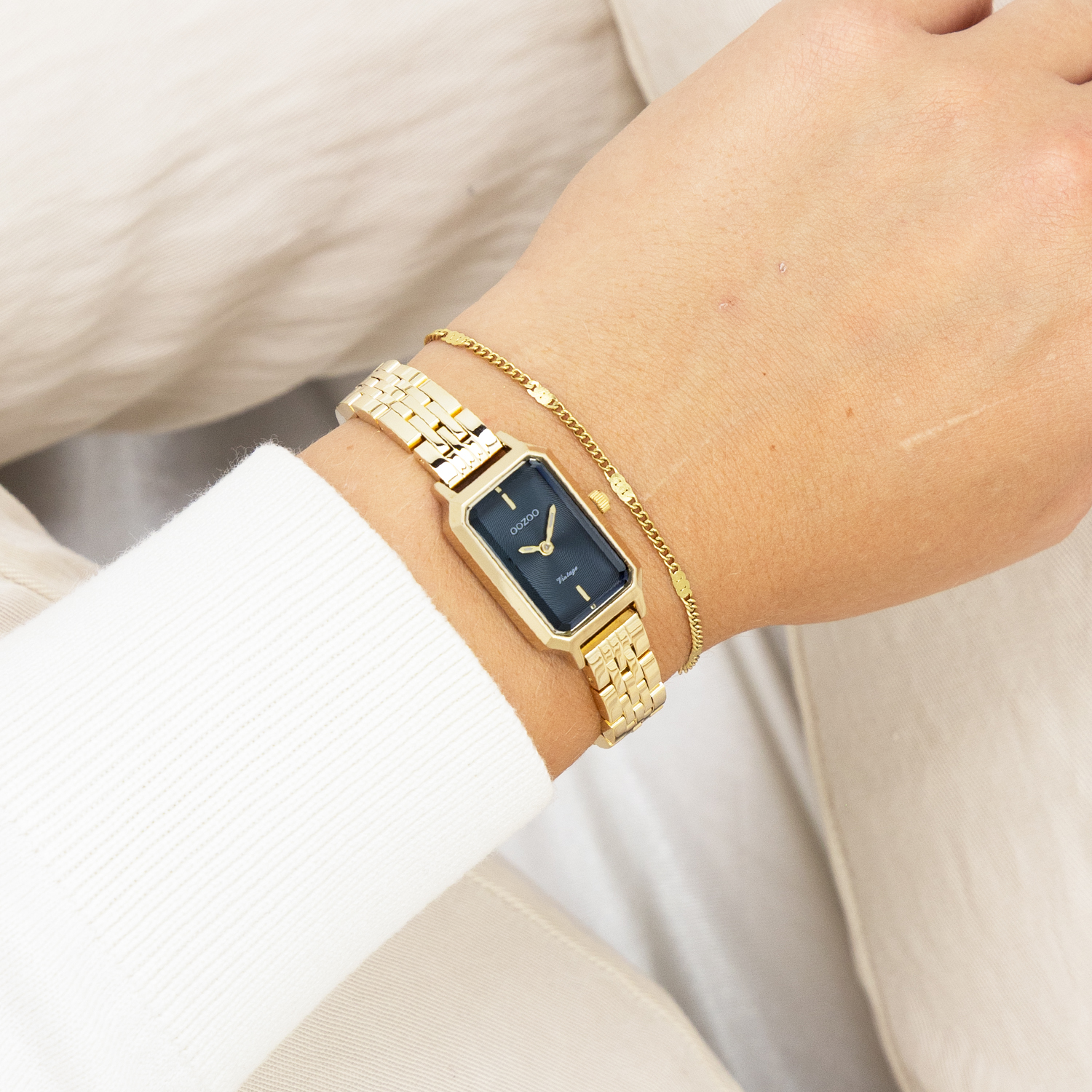 OOZOO Vintage Gold Stainless Steel Bracelet C20429